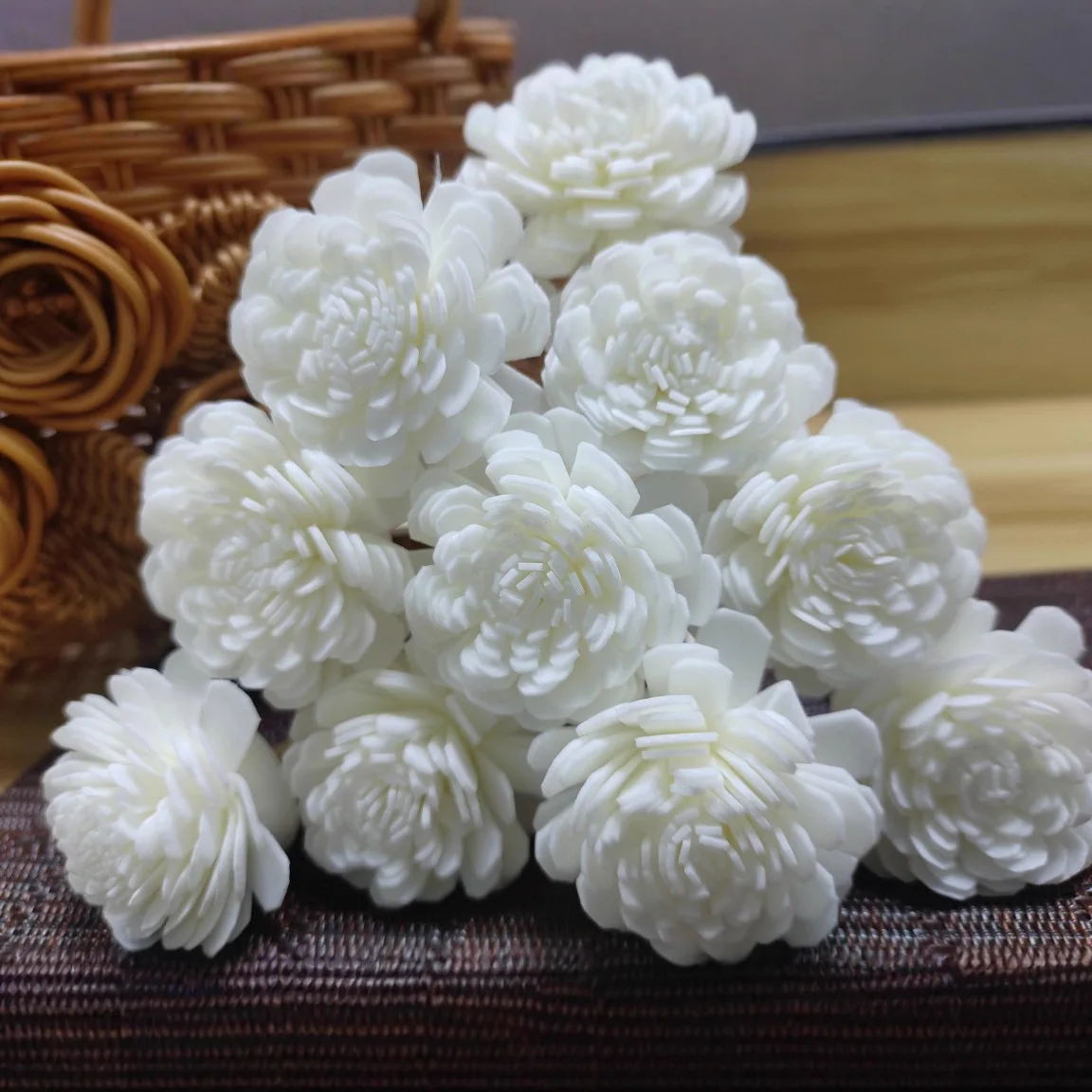 Aromatherapy Diffuser - 10개 아로마 디퓨징 스틱과 화이트 폼